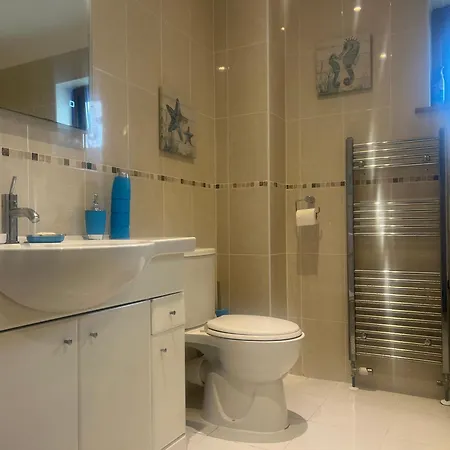 Double With Wifi! Homestay